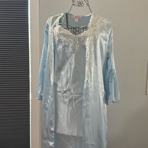 Oscar De La Renta robe